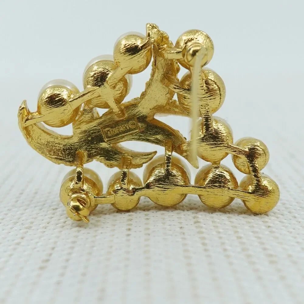 Trifari‎ Brooch Coral Tentacles Gold Tone Faux Pearl Under The Sea Signed